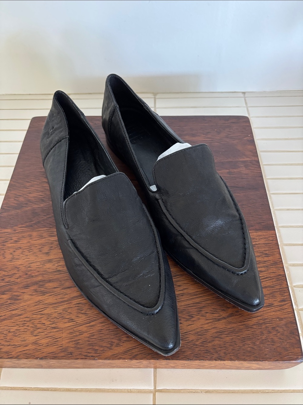Men's Black Pointed Leather Slip-On Loafers